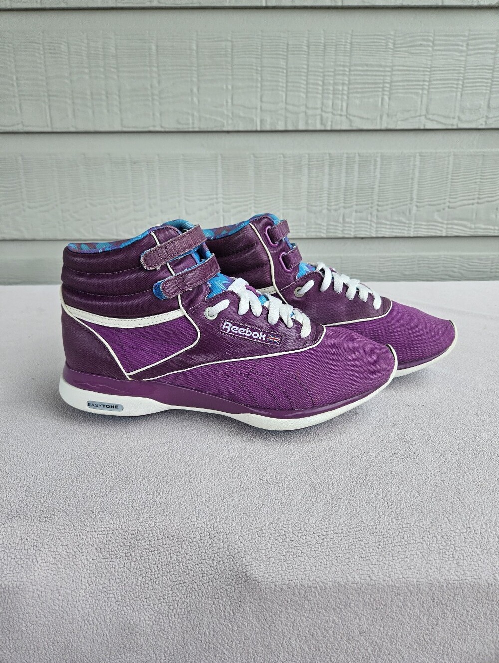 Reebok Classic Easy Tone High Top Sneakers Women SZ 9 Purple Athletic Retro